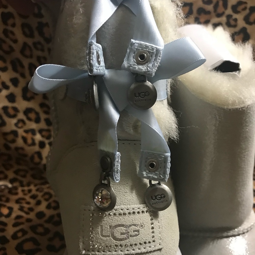 Exclusive Uggs - image 2